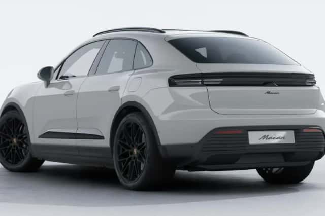 Porsche Macan (2026) thumbnail 3
