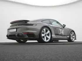 Porsche 911 (2025) thumbnail 23