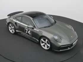 Porsche 911 (2025) thumbnail 24
