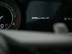 Porsche 911 (2025) thumbnail 40
