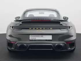 Porsche 911 (2025) thumbnail 5