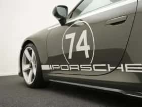 Porsche 911 (2025) thumbnail 9