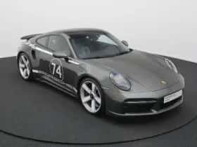 Porsche 911 (2025) thumbnail 10