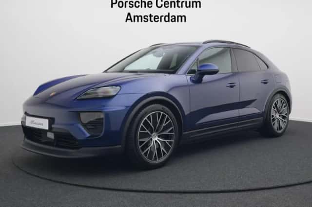 Porsche Macan (2026) thumbnail 1