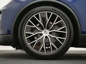 Porsche Macan (2025) thumbnail 11