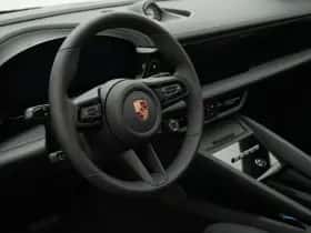 Porsche Macan (2025) thumbnail 23