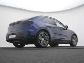 Porsche Macan (2025) thumbnail 26