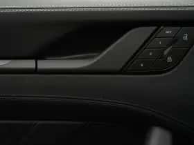 Porsche 911 (2026) thumbnail 23