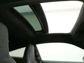 Porsche 911 (2026) thumbnail 50