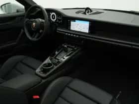 Porsche 911 (2026) thumbnail 7