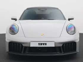 Porsche 911 (2026) thumbnail 10