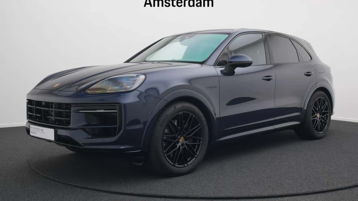 Porsche Cayenne (2024) — foto 1