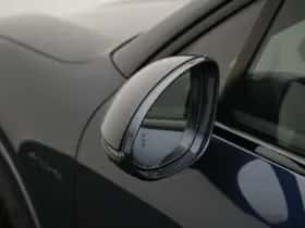 Porsche Cayenne (2024) thumbnail 12