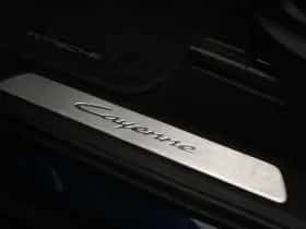 Porsche Cayenne (2024) thumbnail 18