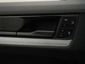 Porsche Cayenne (2024) thumbnail 24