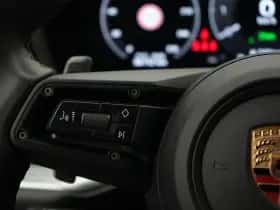 Porsche Cayenne (2024) thumbnail 36