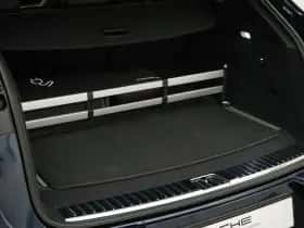Porsche Cayenne (2024) thumbnail 42