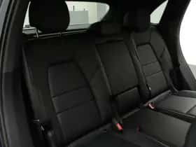 Porsche Cayenne (2024) thumbnail 49