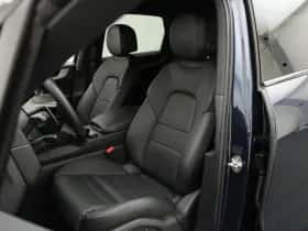 Porsche Cayenne (2024) thumbnail 6