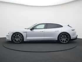 Porsche Taycan (2026) thumbnail 2