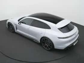 Porsche Taycan (2026) thumbnail 3