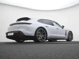Porsche Taycan (2026) thumbnail 26