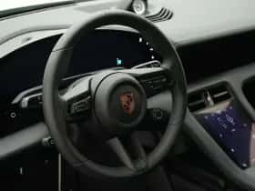 Porsche Taycan (2026) thumbnail 30