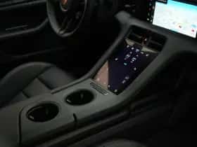 Porsche Taycan (2026) thumbnail 33