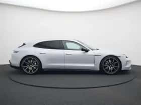 Porsche Taycan (2026) thumbnail 5