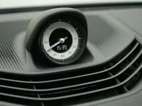 Porsche Taycan (2026) thumbnail 43