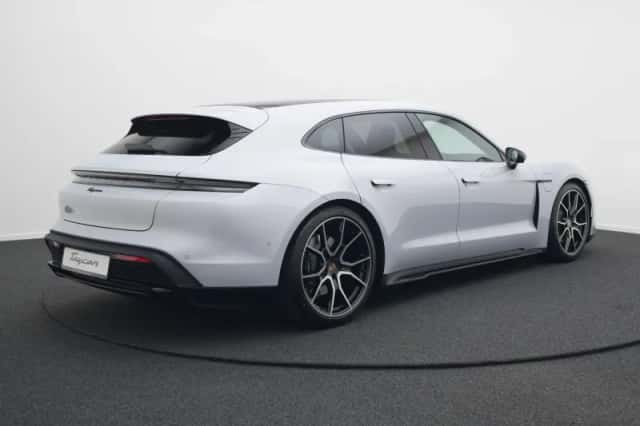 Porsche Taycan (2026) thumbnail 6