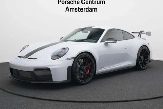 Porsche 911 (2026) thumbnail 1