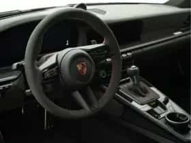 Porsche 911 (2026) thumbnail 30