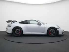 Porsche 911 (2026) thumbnail 4