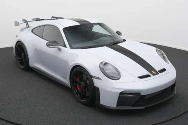 Porsche 911 (2026) thumbnail 5
