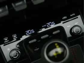 Porsche 911 (2026) thumbnail 44