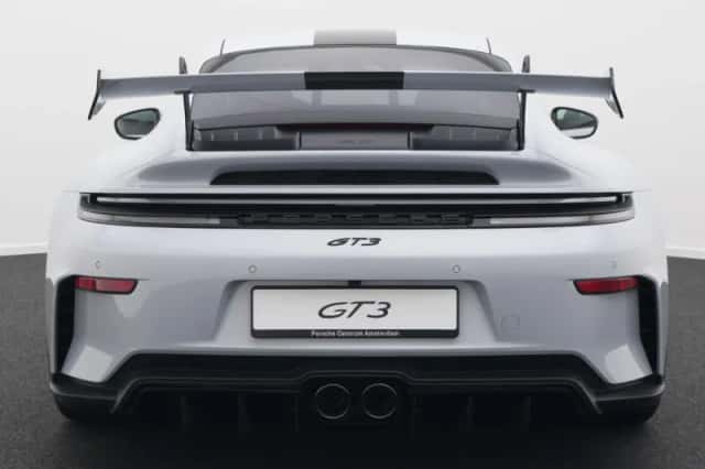 Porsche 911 (2026) thumbnail 6