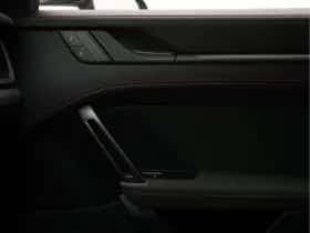 Porsche 911 (2026) thumbnail 52
