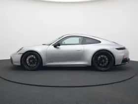 Porsche 911 (2025) thumbnail 16