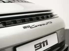 Porsche 911 (2025) thumbnail 7