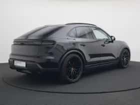 Porsche Macan (2025) thumbnail 3