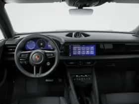 Porsche Macan (2025) thumbnail 5