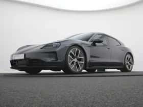 Porsche Taycan (2024) thumbnail 22
