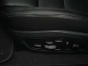 Porsche Taycan (2024) thumbnail 24