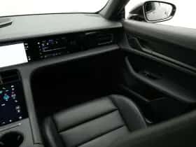 Porsche Taycan (2024) thumbnail 49