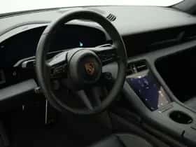 Porsche Taycan (2024) thumbnail 29
