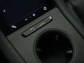 Porsche Taycan (2024) thumbnail 31