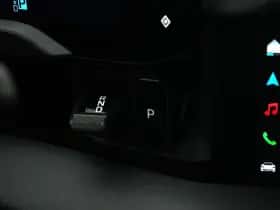 Porsche Taycan (2024) thumbnail 35