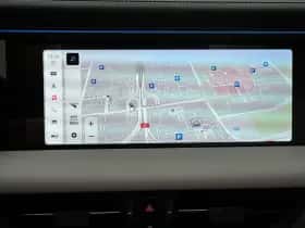 Porsche Macan (2026) thumbnail 35