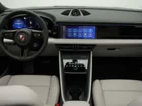 Porsche Macan (2026) thumbnail 36
